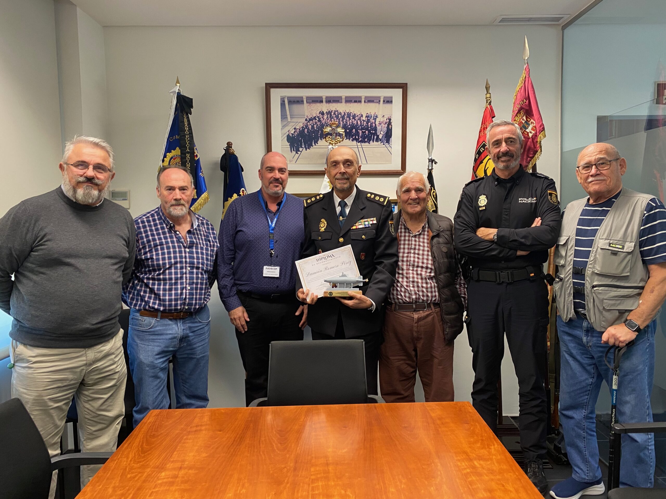📰 FAVECIP SE REÚNE CON LA POLICÍA NACIONAL PARA REFORZAR LA SEGURIDAD CIUDADANA